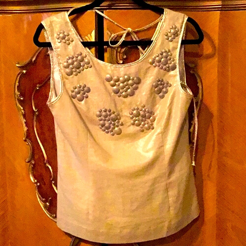 2bRYCH Gold Metallic Embellished Top